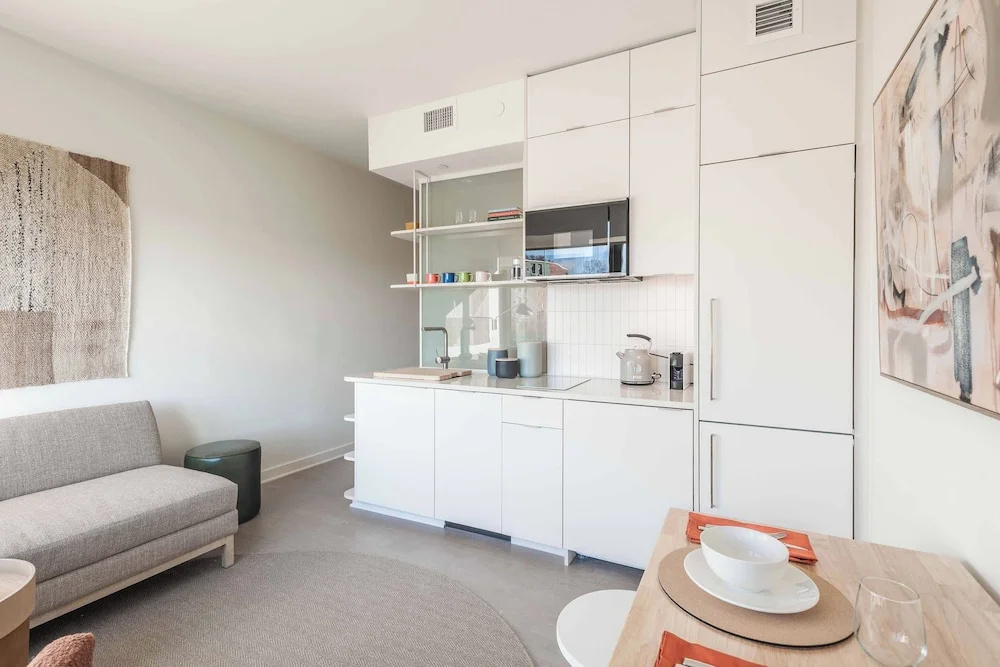 Photo - Scout Living PCM | Placemakr Atlanta, Apartments by Hilton