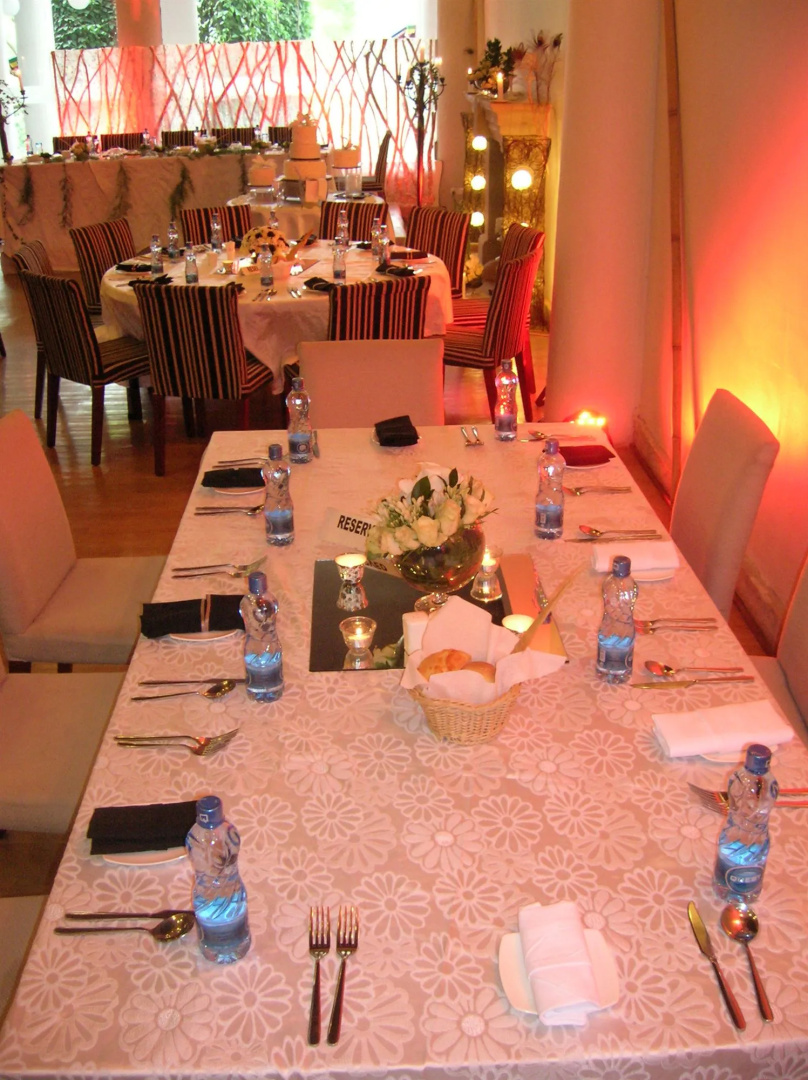 Photo - West Wood Hotel