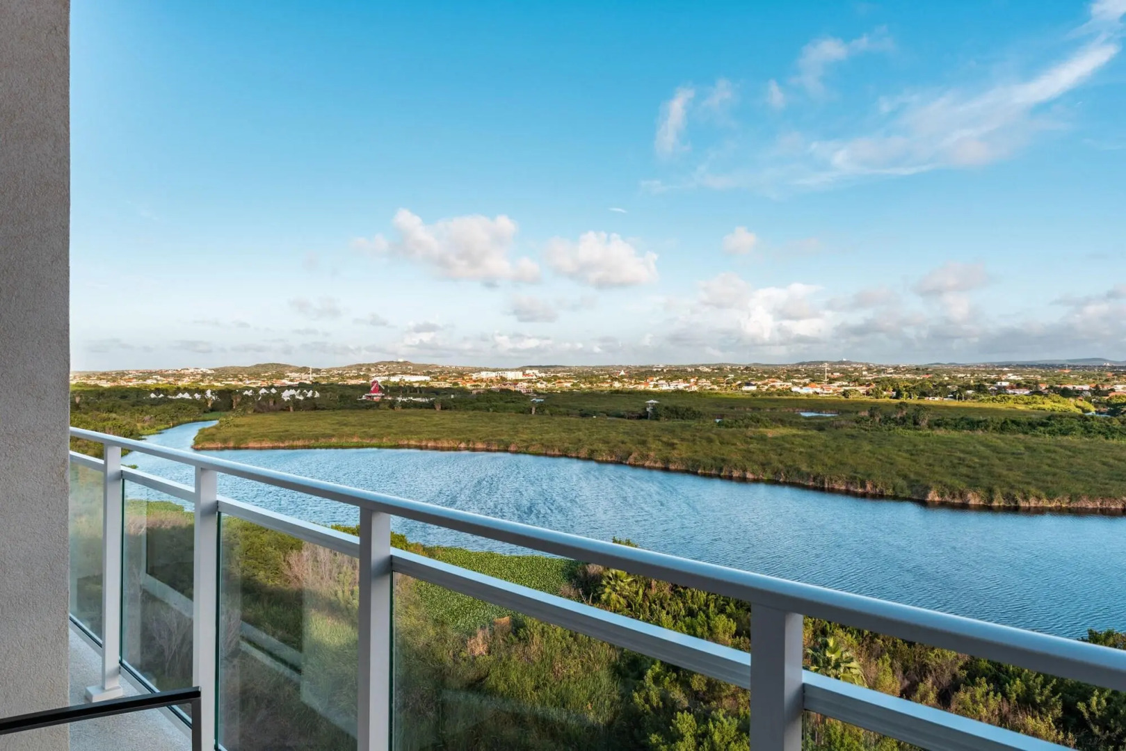 Photo - Embassy Suites By Hilton Aruba Beach Resort