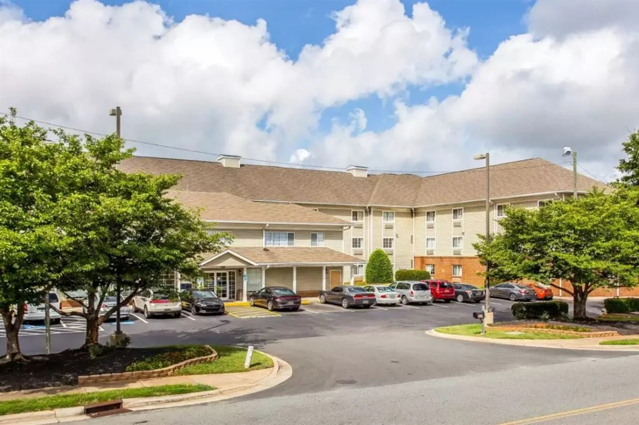 Foto - Suburban Studios near University of North Carolina-Charlotte