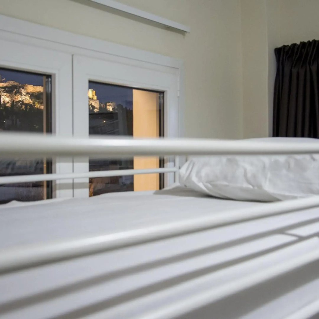 Photo - Pella Inn Hostel