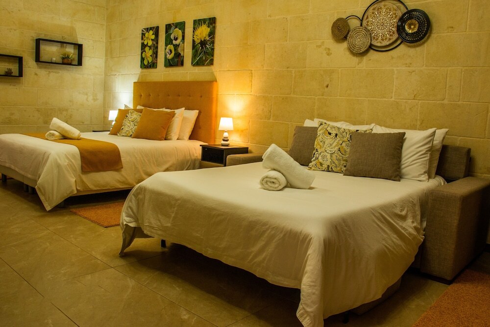 Foto - Sea Holly Gozo