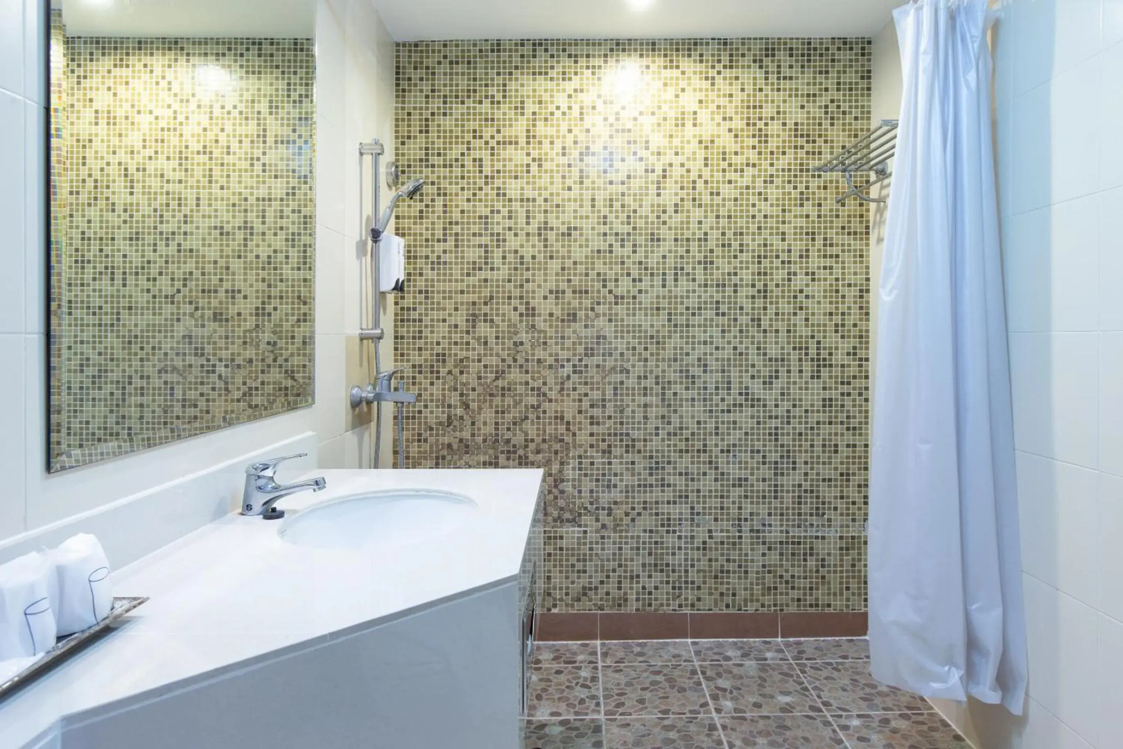 Photo - Lasalle Suites Hotel & Residence