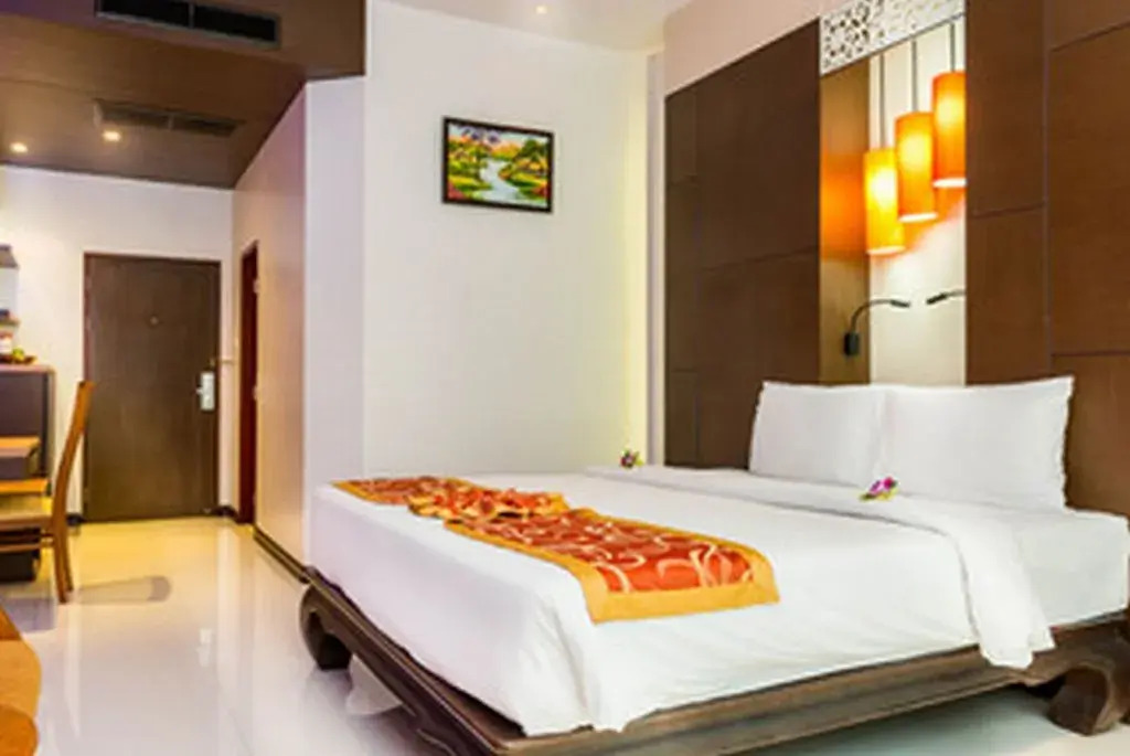 Photo - Nipa Resort, Patong Beach