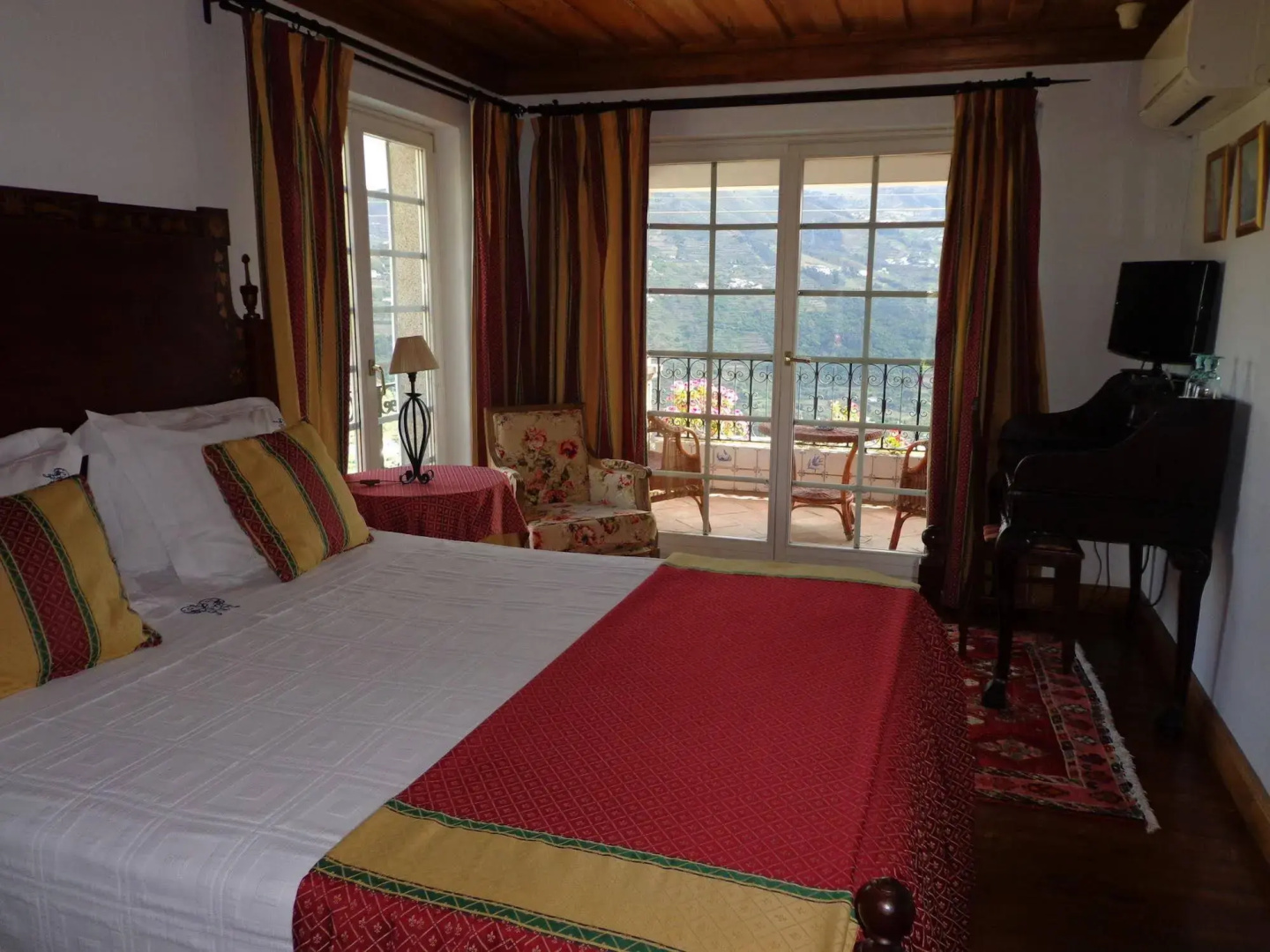 Photo - Casa De Canilhas