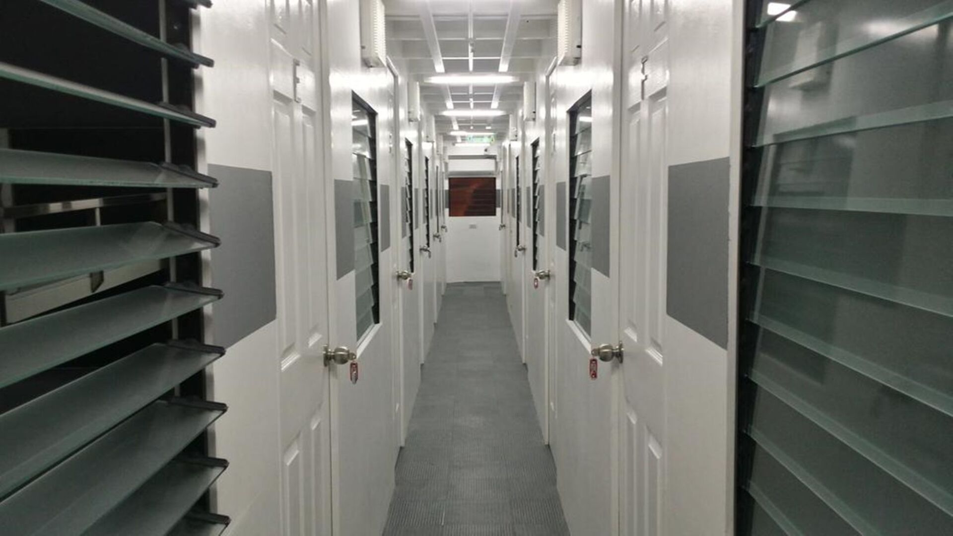 Foto - ERVORUTO HOSTEL 23 Makati