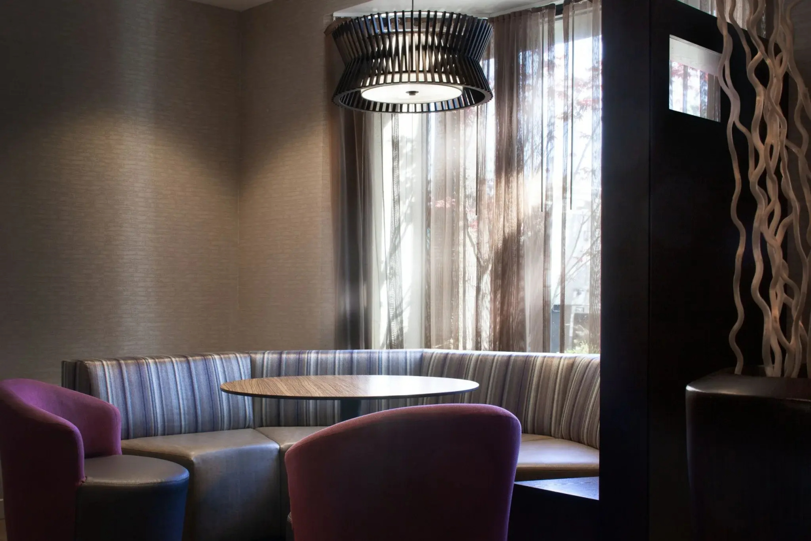 Foto - Courtyard by Marriott Oakland Airport