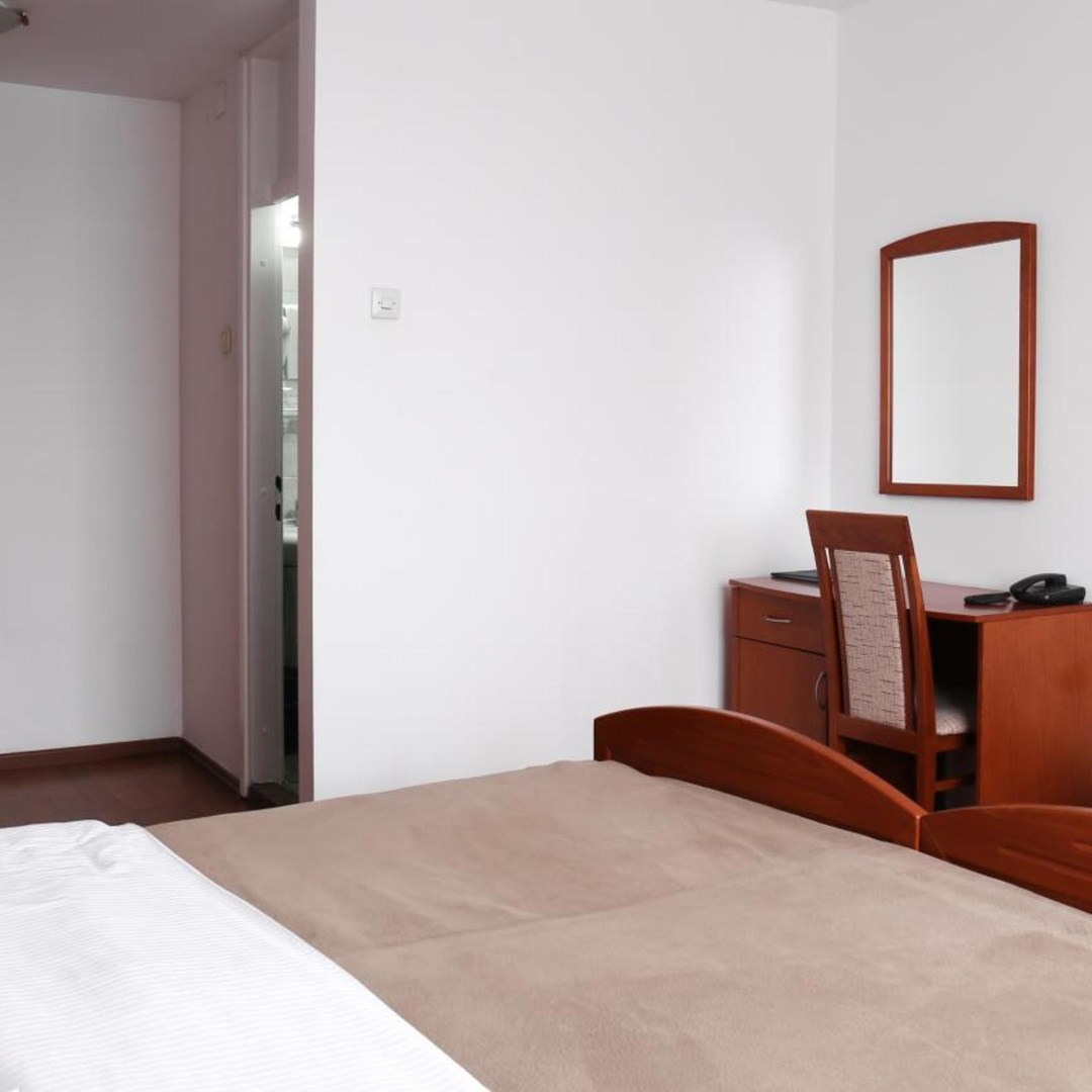 Foto - Hotel Srbija-FREE PARKING