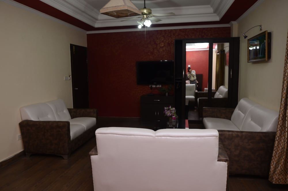 Foto - Airport Hotel The Grand Shoba Free Airport pickup or Drop