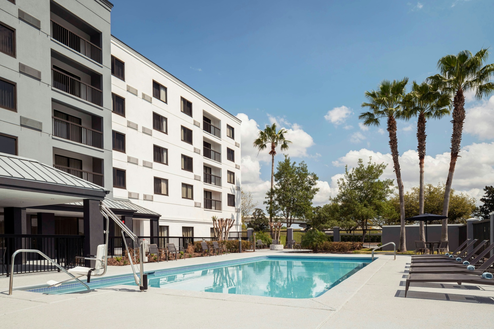 Photo - Courtyard Jacksonville Butler Boulevard