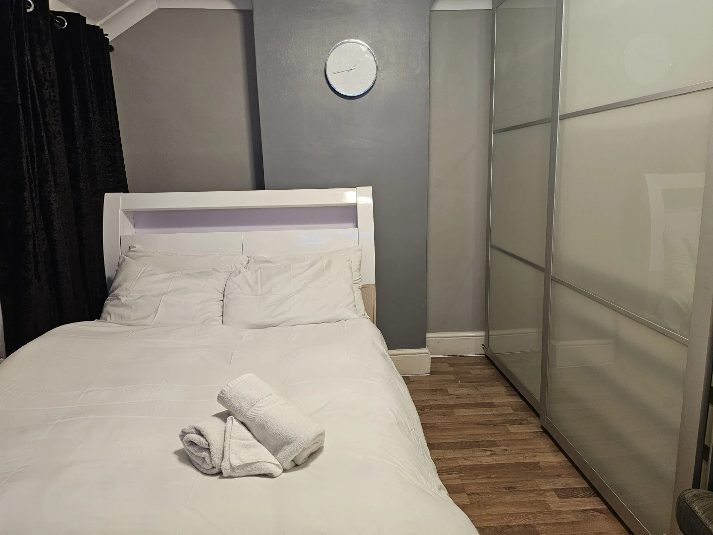 Foto - Umbrella Properties London Excel