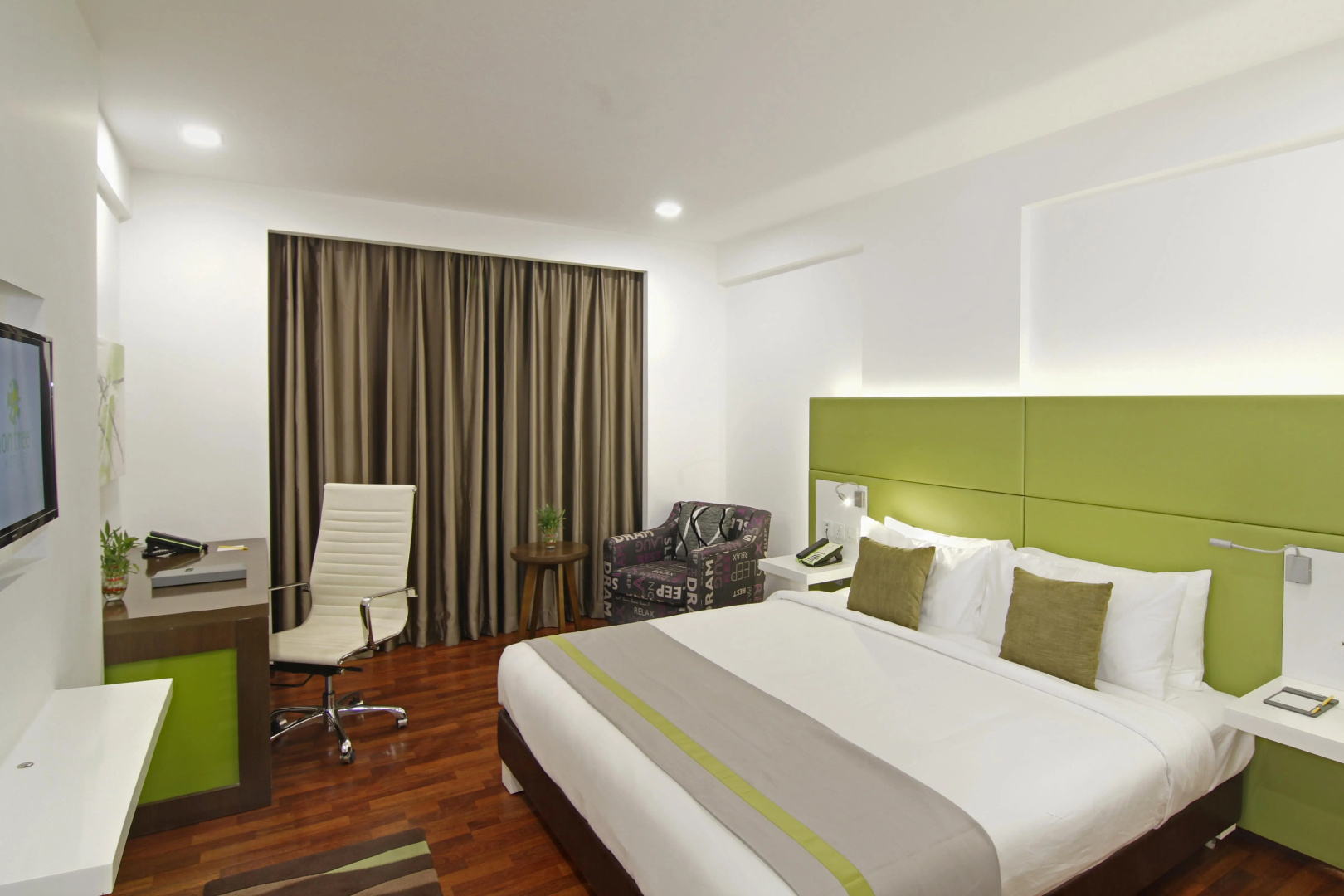 Photo - Lemon Tree Hotel Banjara Hills
