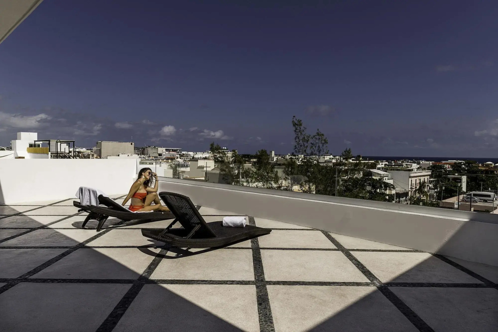 Photo - Illusion Xpress I Attraction Hotel Deluxe