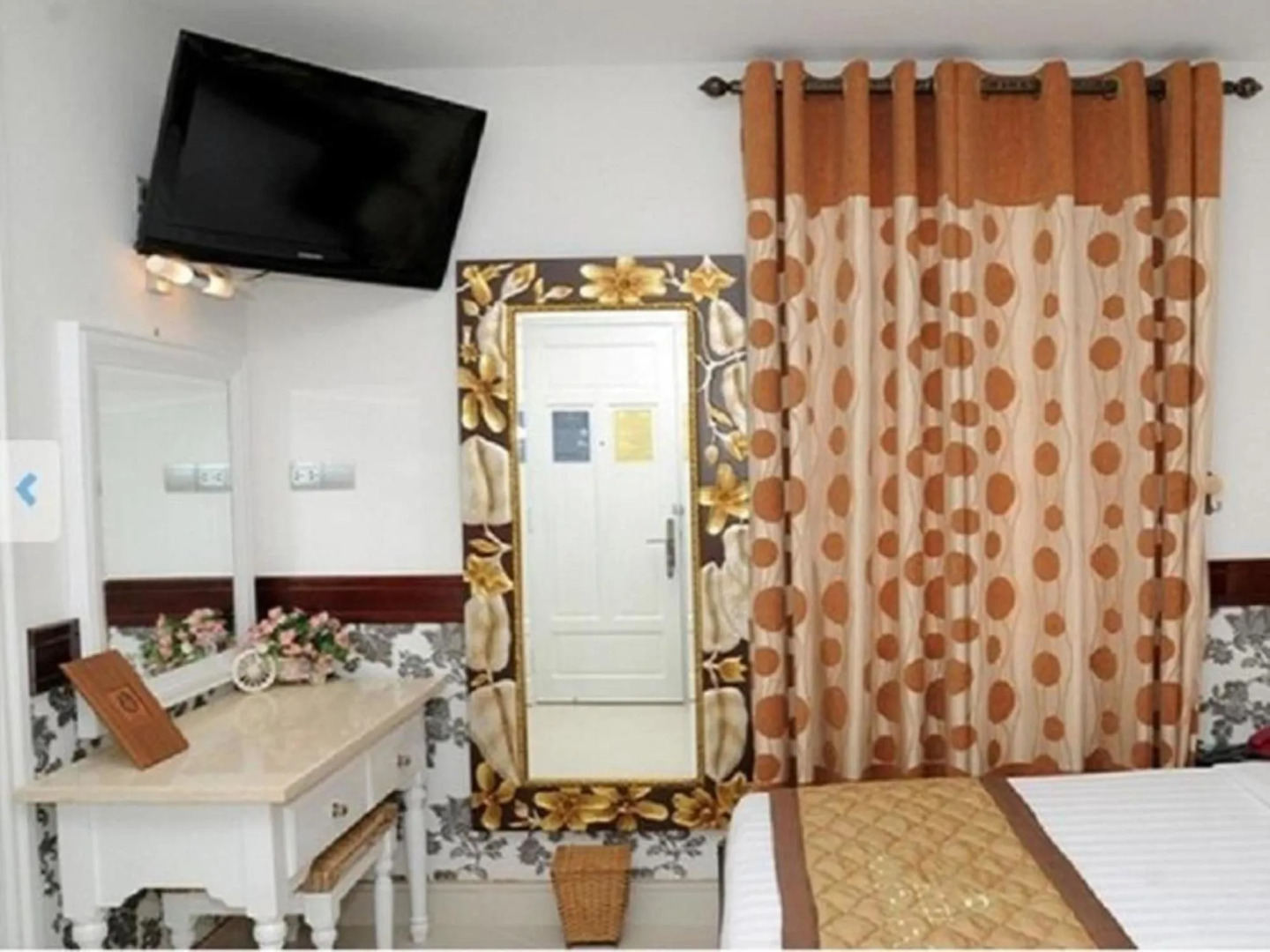 Photo - HOANG THANH THUY AIRPORT HOTEL 2 - Gần Ẩm Thực Đêm Chợ Hoàng Hoa Thám