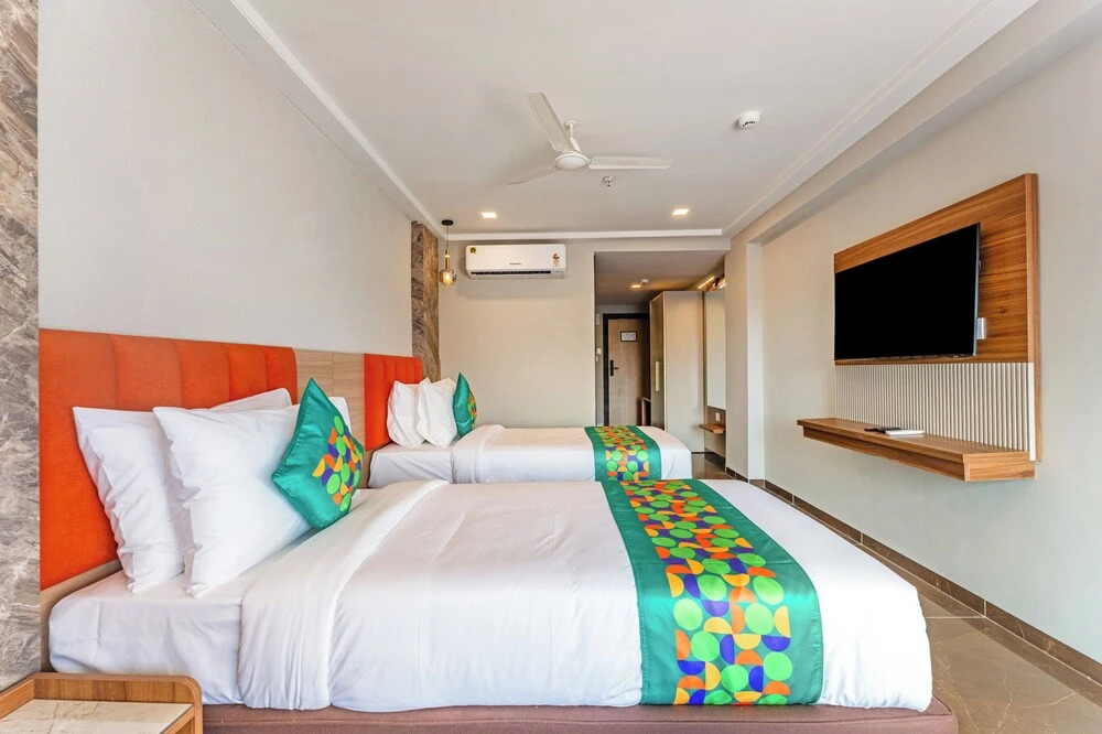 Photo - Treebo Premium Nagpur Automotive Square