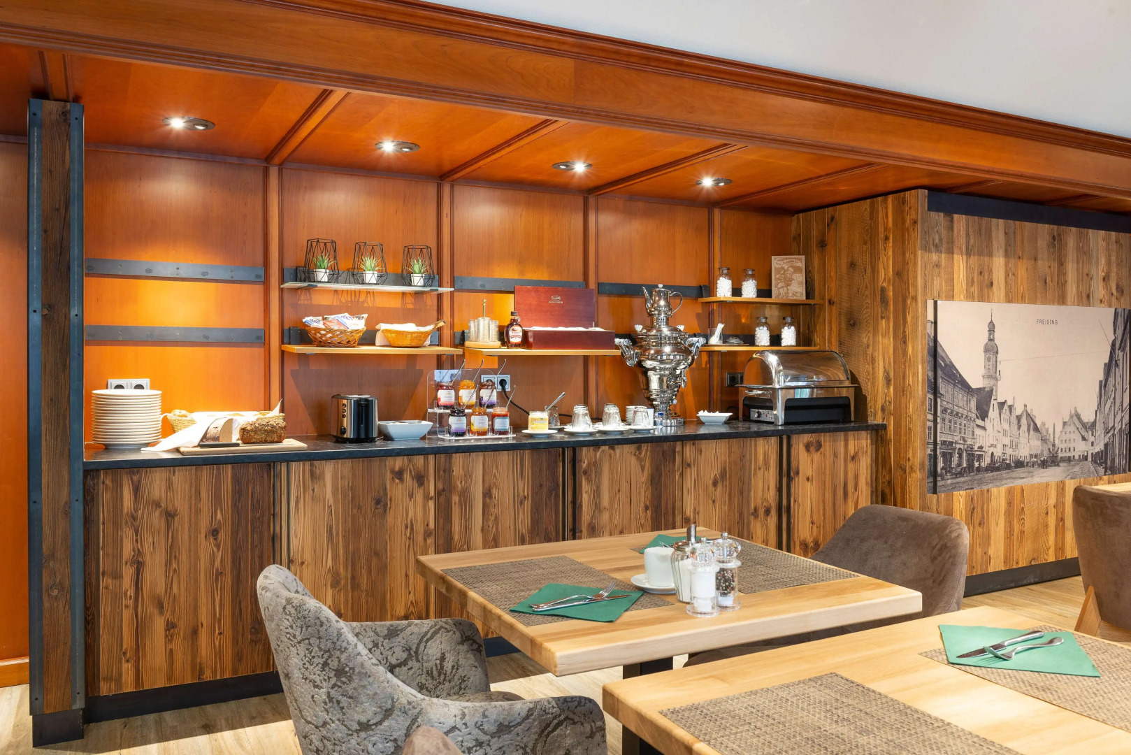 Photo - Bayerischer Hof