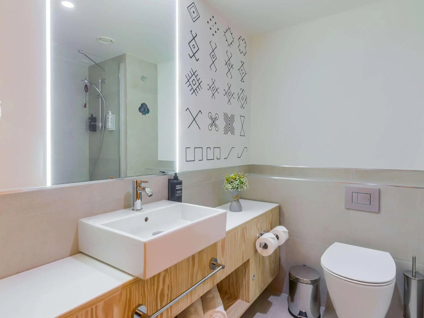 Photo - ibis Styles Bucharest City Center