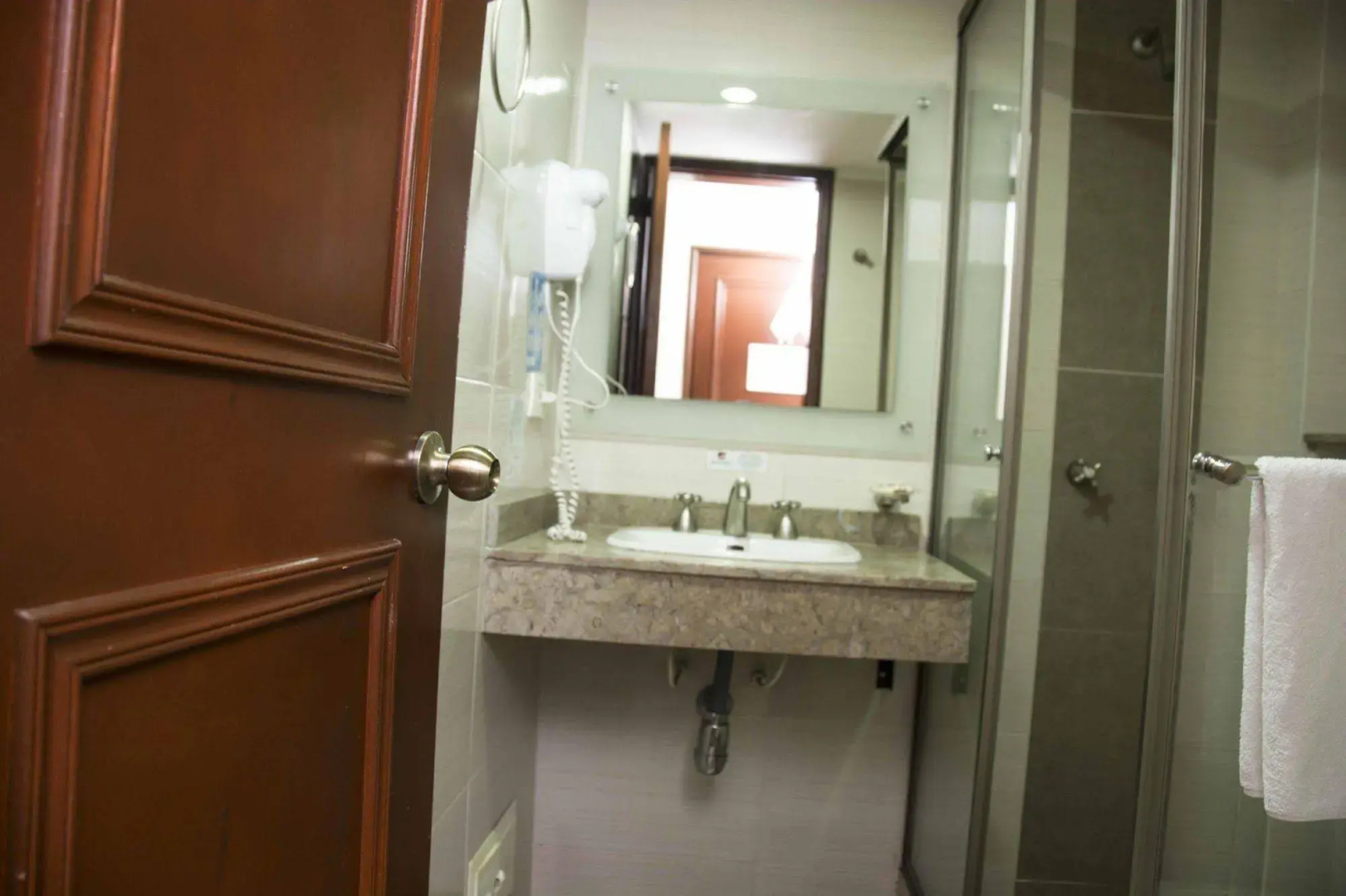 Photo - Hotel La Sabana