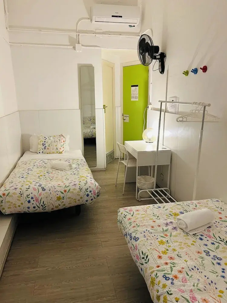 Foto - Central and Basic Universitat for YOUNG HOSTEL