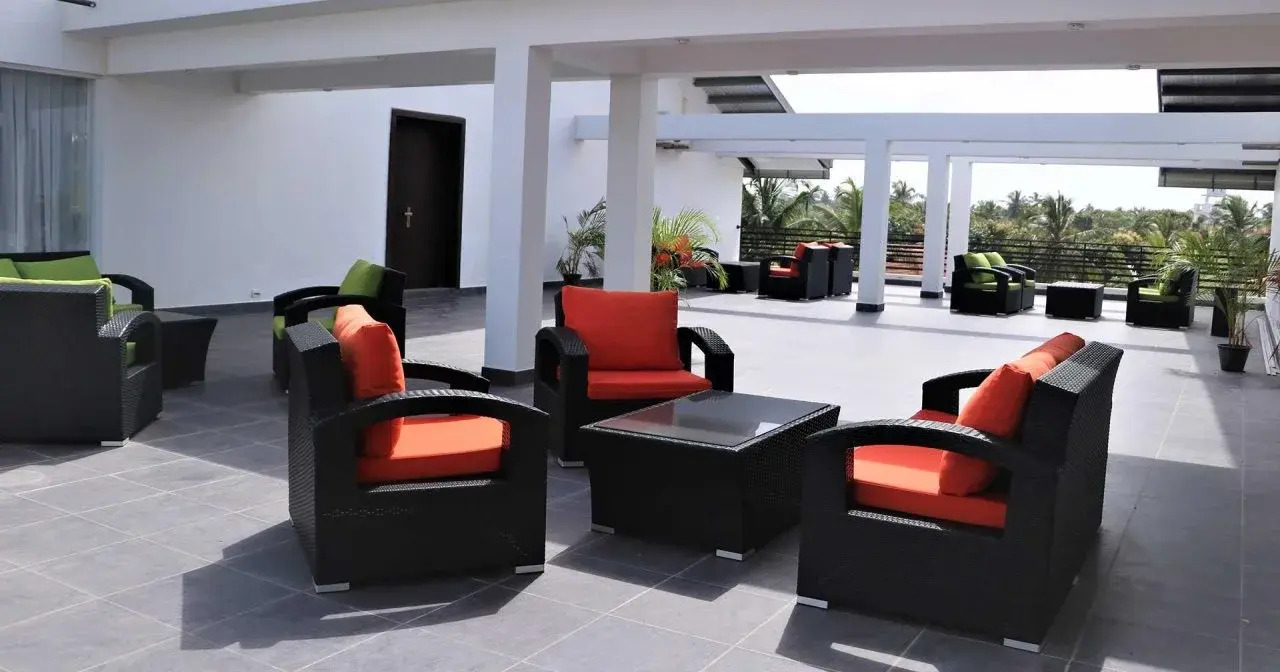 Photo - Daffodils Beach Negombo