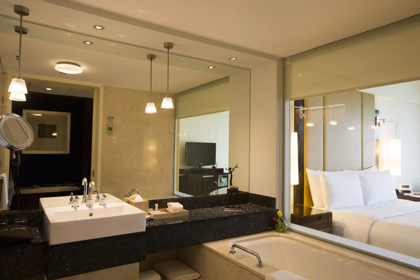 Photo - The Westin Mumbai Powai Lake