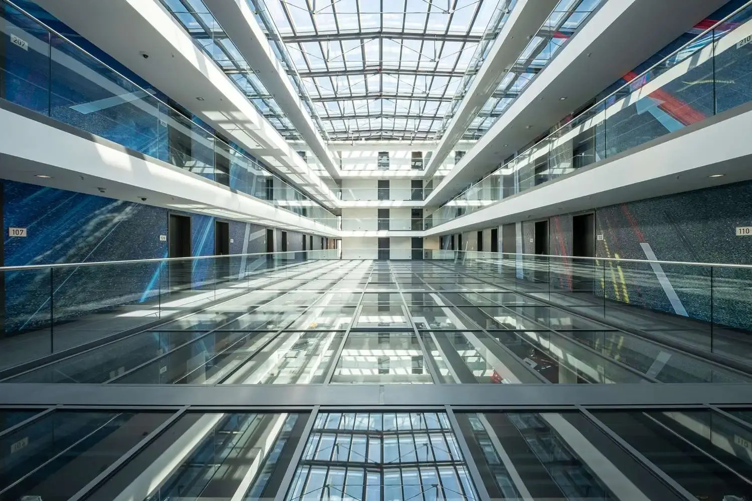 Foto - V8 Hotel Köln at MOTORWORLD