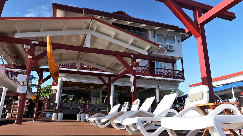 Photo - Divers Paradise Boutique Hotel