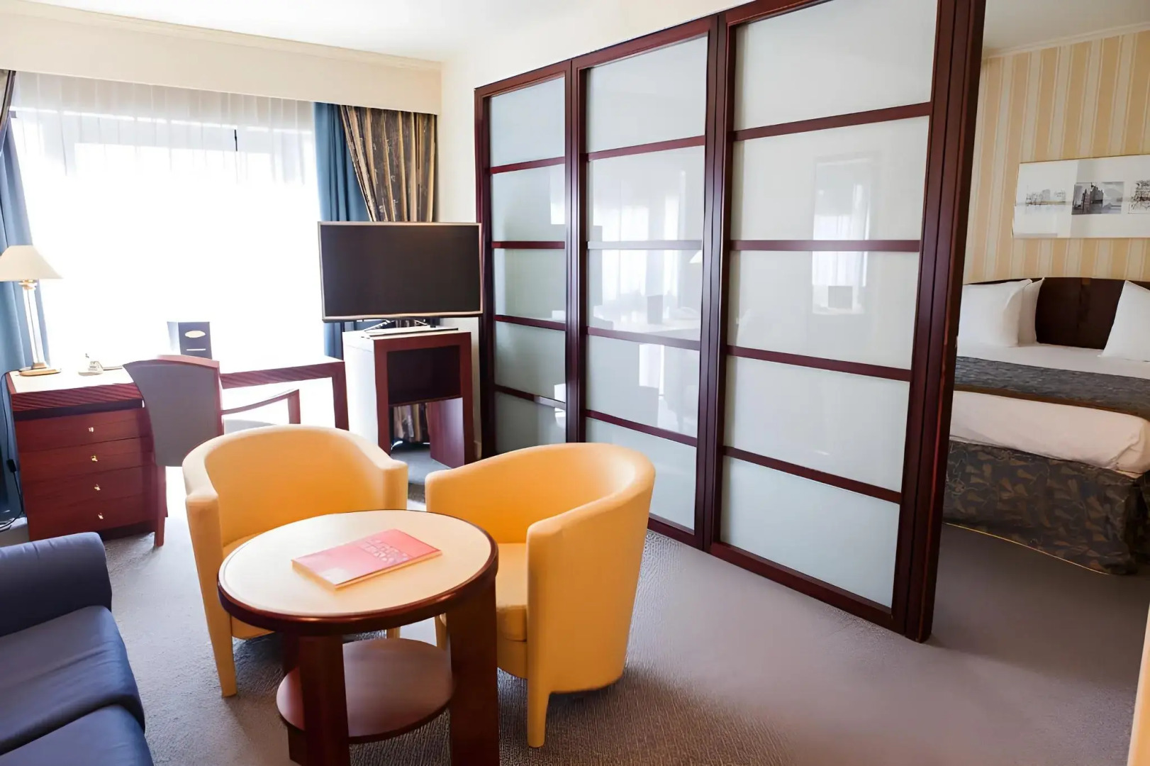 Photo - Hotel Le Châtelain