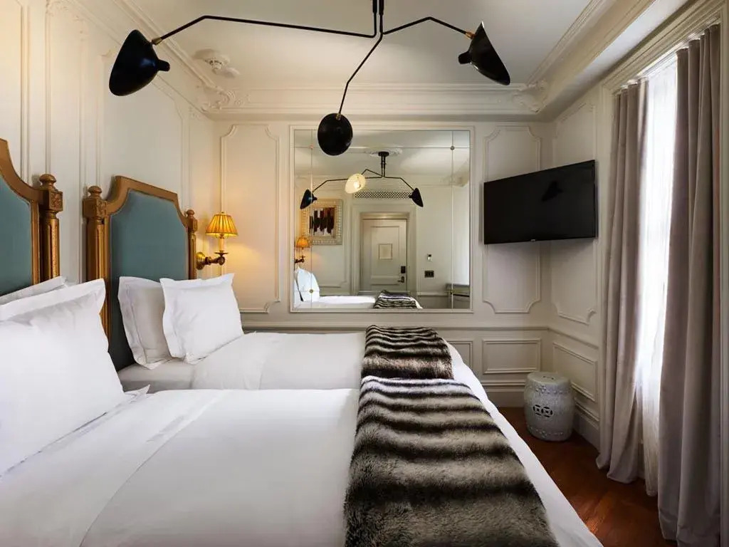 Photo - The Marlton Hotel