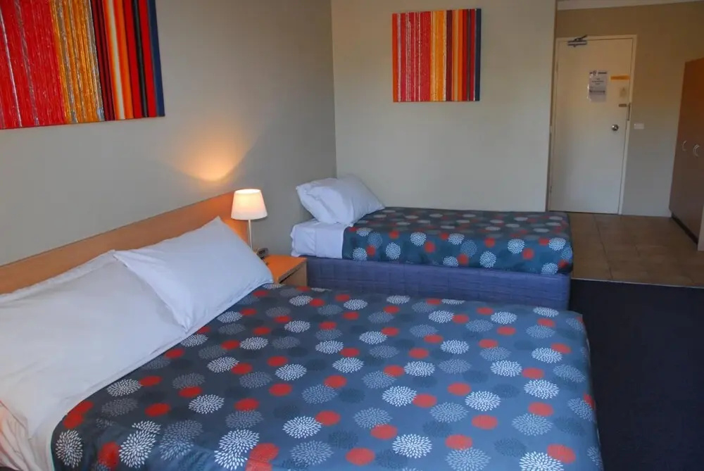 Photo - Southend Hotel