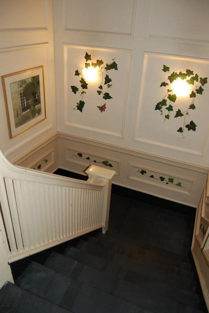 Photo - Windsor Inn Hotel
