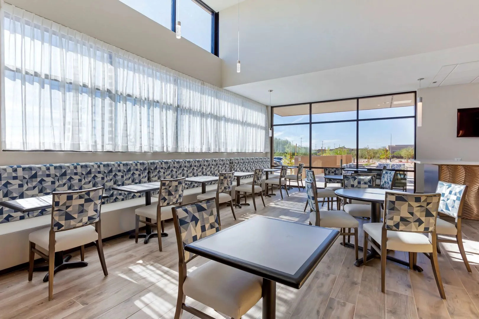 Photo - Best Western Plus Executive Residency Phoenix North Happy Valley