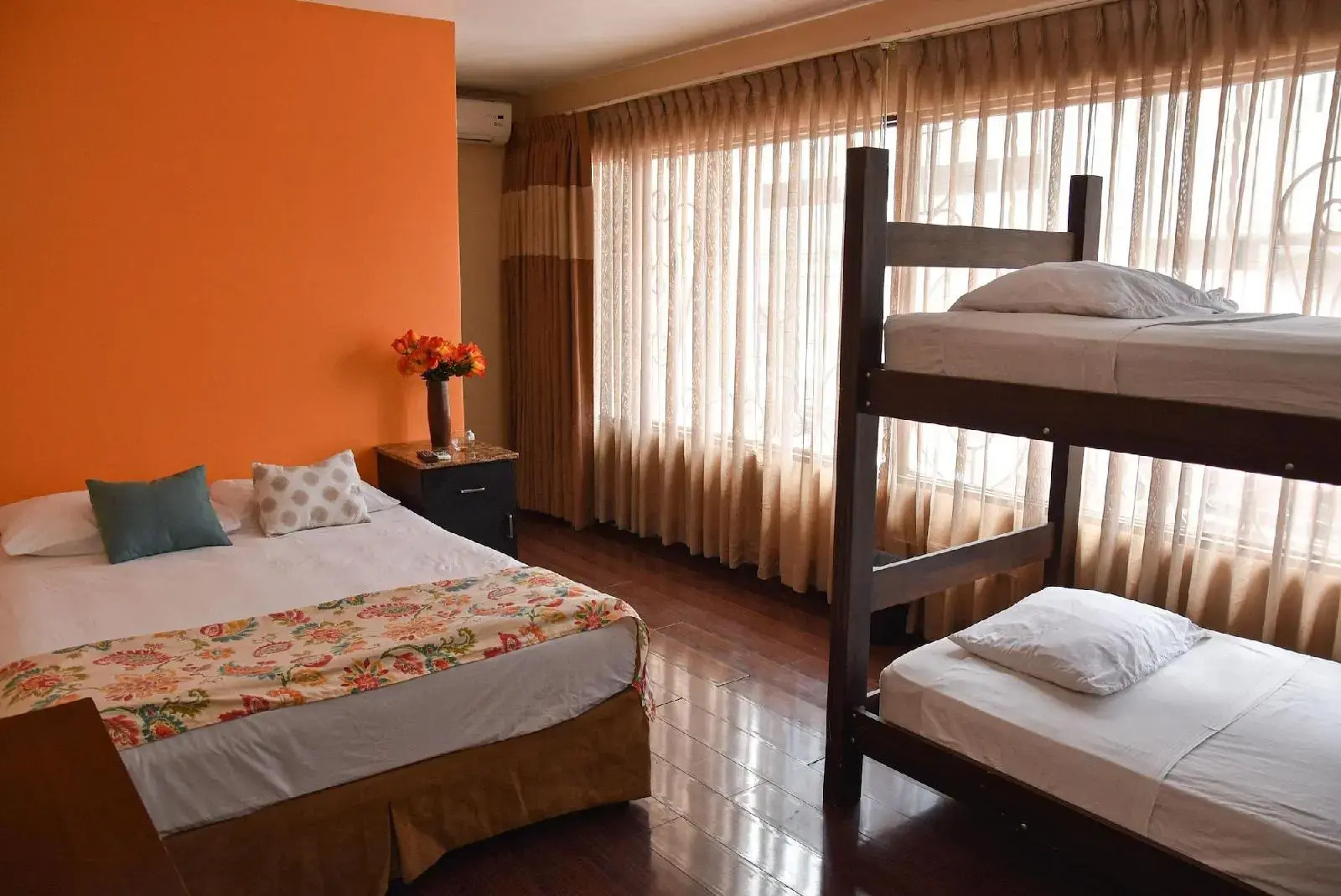 Photo - Hotel Casa Colon