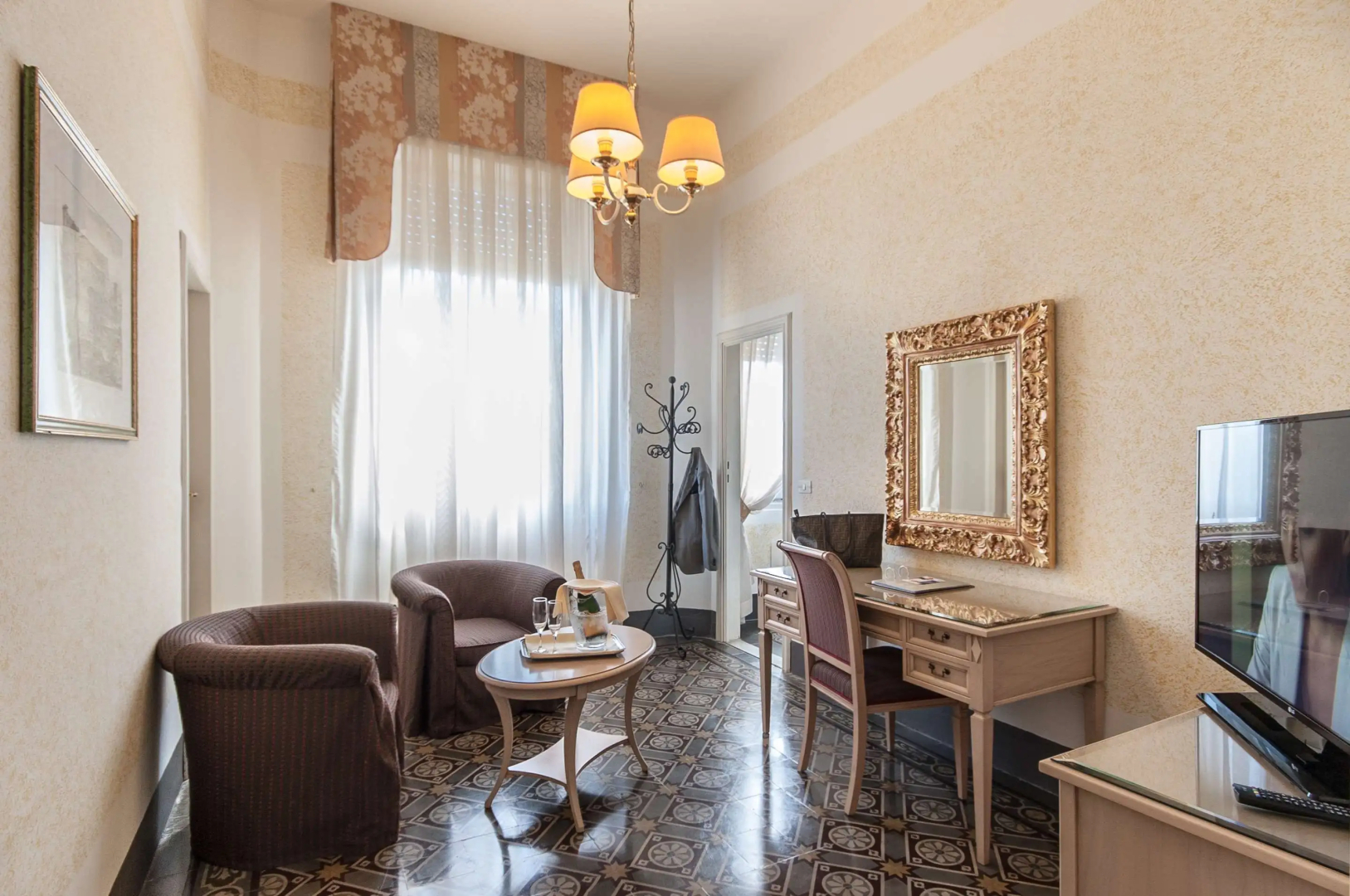 Photo - Grand Hotel Royal