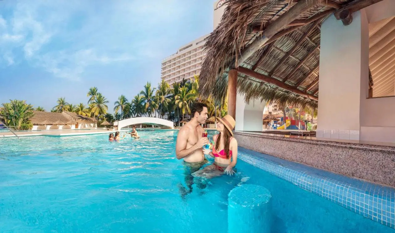 Photo - Park Royal Beach Ixtapa - All Inclusive