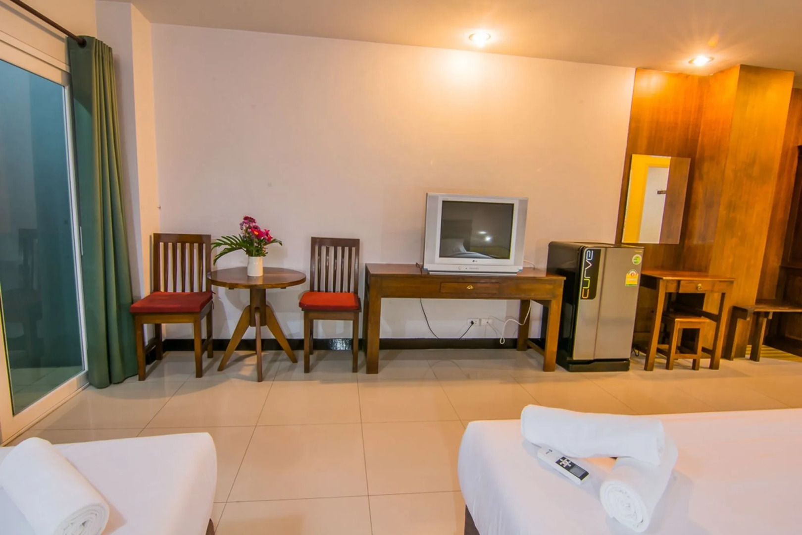 Foto - Sutus Court 1