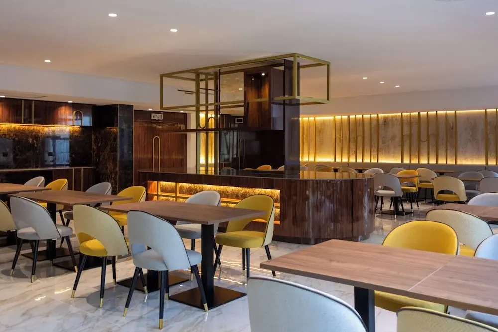 Foto - VIP Executive Suites do Marques Hotel