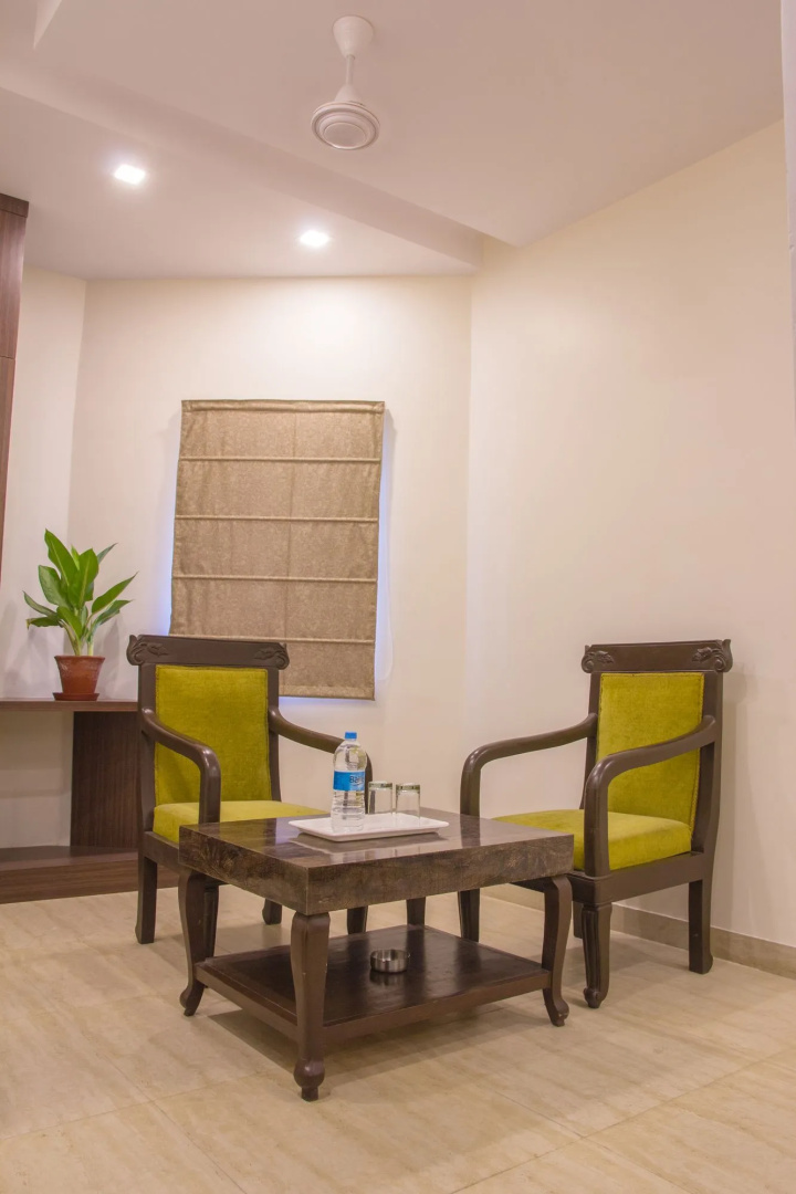 Photo - Hotel Pawan Plaza - Near BLK and Ganga Ram Hospital - Karol Bagh