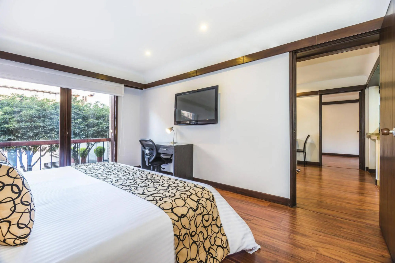 Photo - Travelers Suites Condominio Plenitud