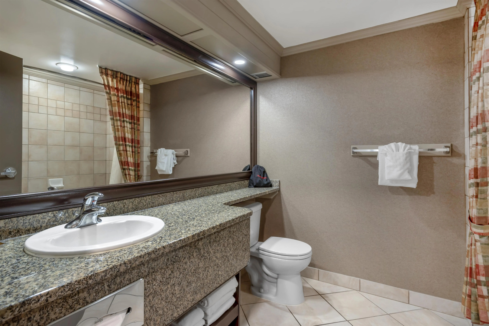 Foto - Best Western Plus Port O'Call Hotel