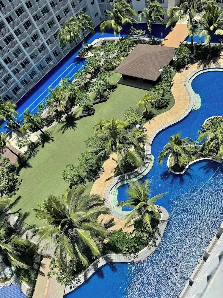 Photo - Relax in Pasay City's Best Kept Secret - Spacious Condo With Garden View
