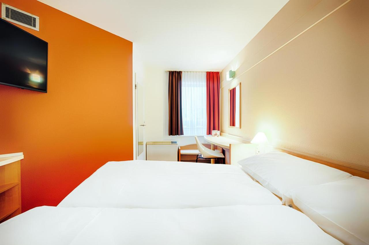 Photo - ibis Bonn