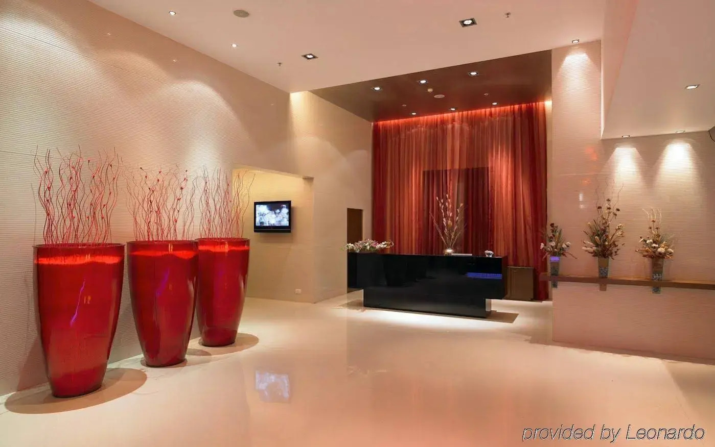 Photo - Royal Orchid Central, Pune