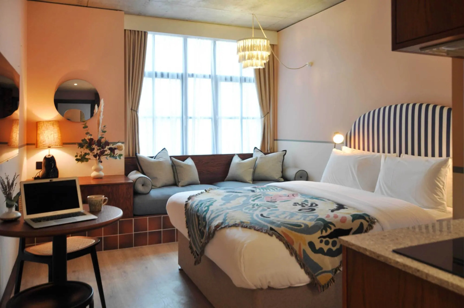 Photo - room2 London Chiswick Hometel