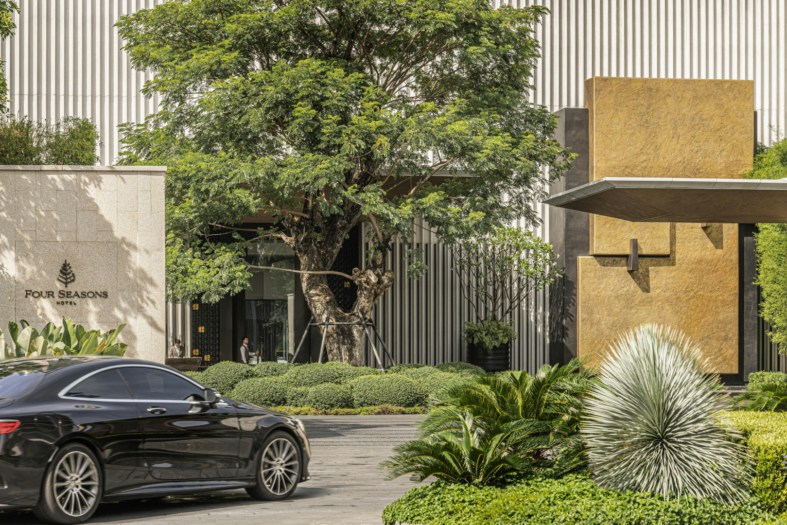 Photo - Four Seasons Hotel Bangkok at Chao Phraya River