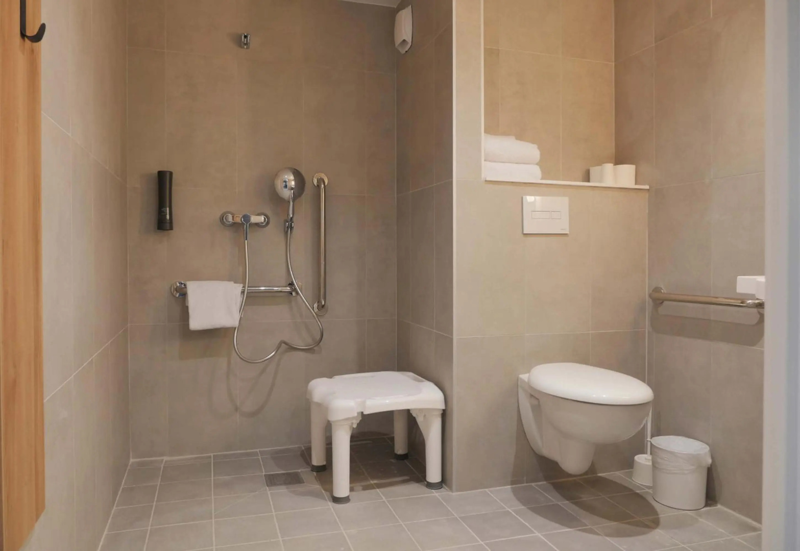 Foto - BB HOTEL Carcassonne Rocadest La Cite