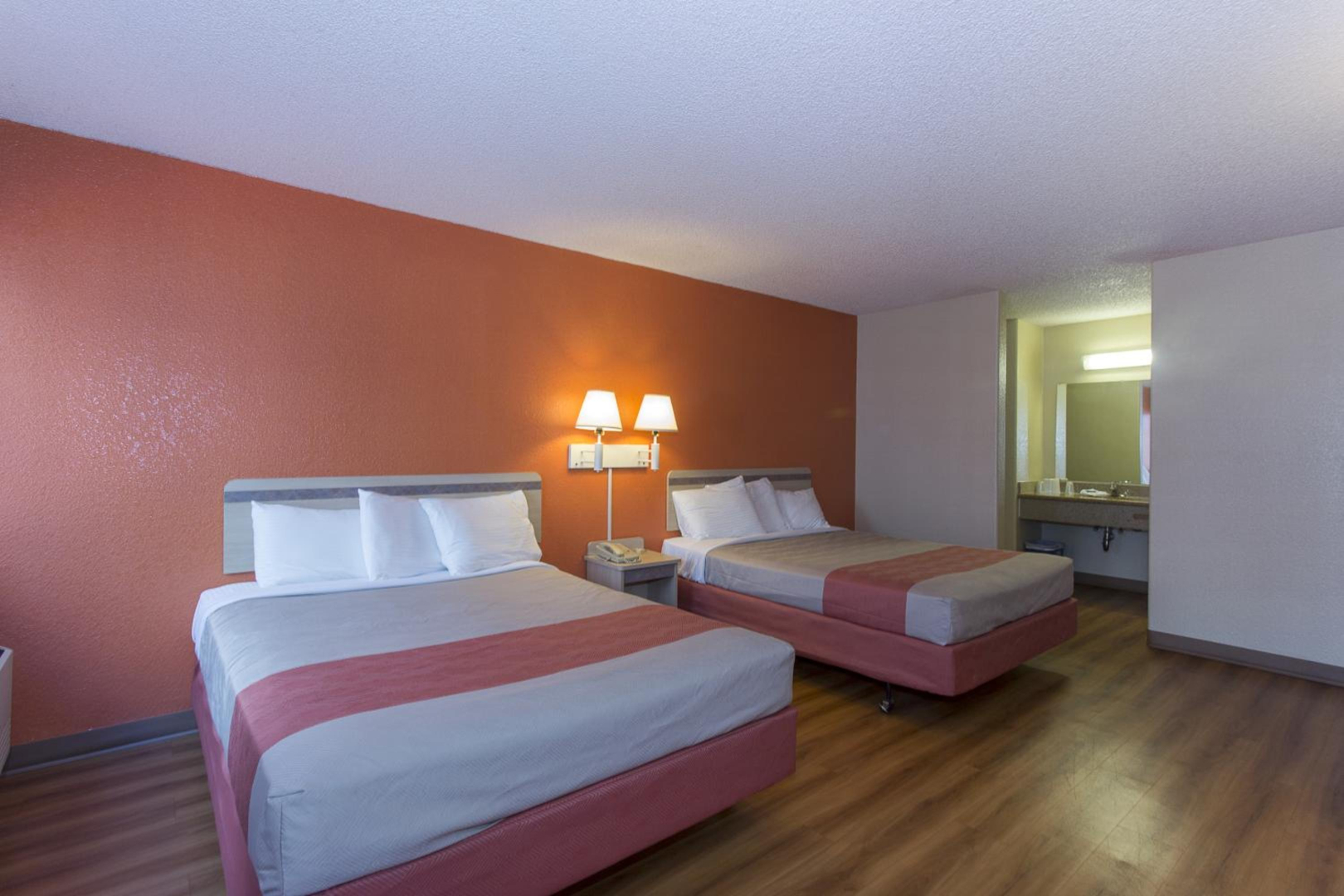 Photo - Cathedral Hill Hotel
