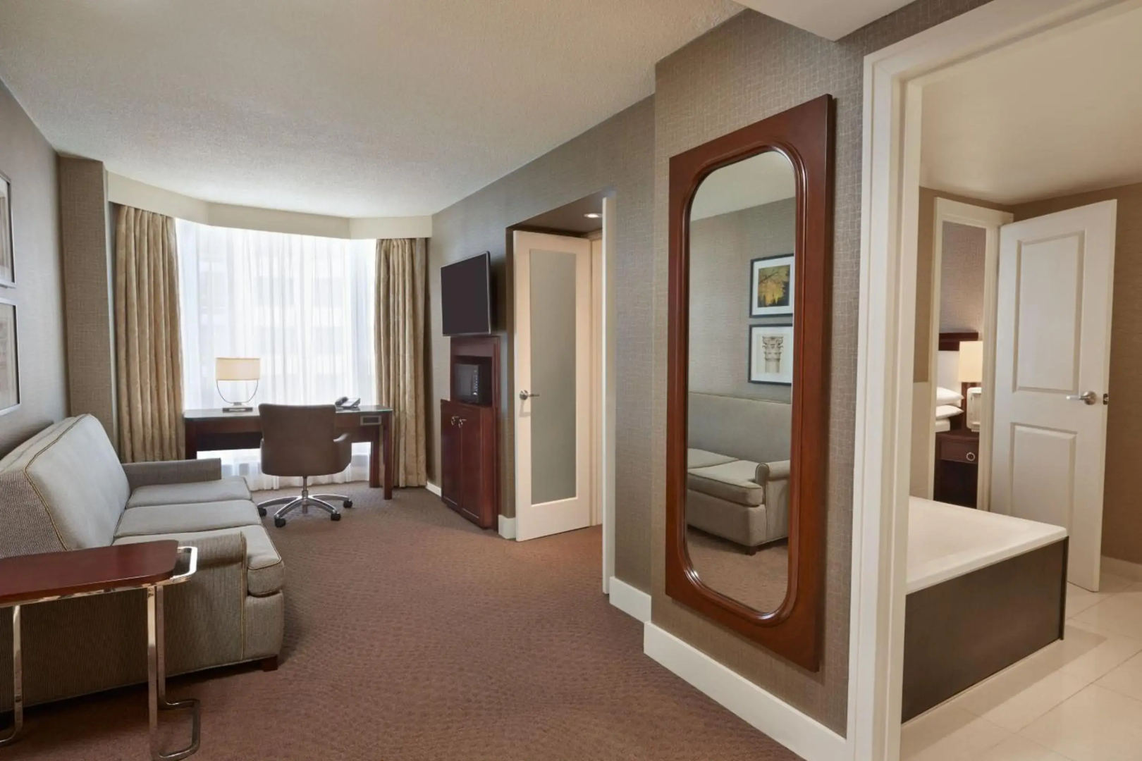 Photo - Sheraton Parkway Toronto North Hotel & Suites