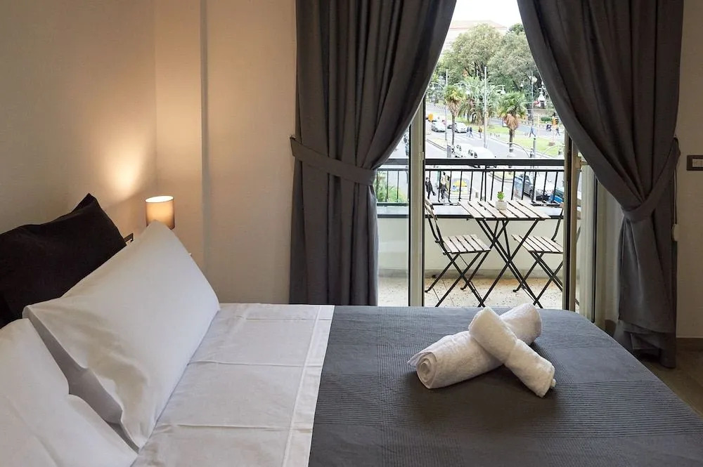 Photo - Napoli Regina