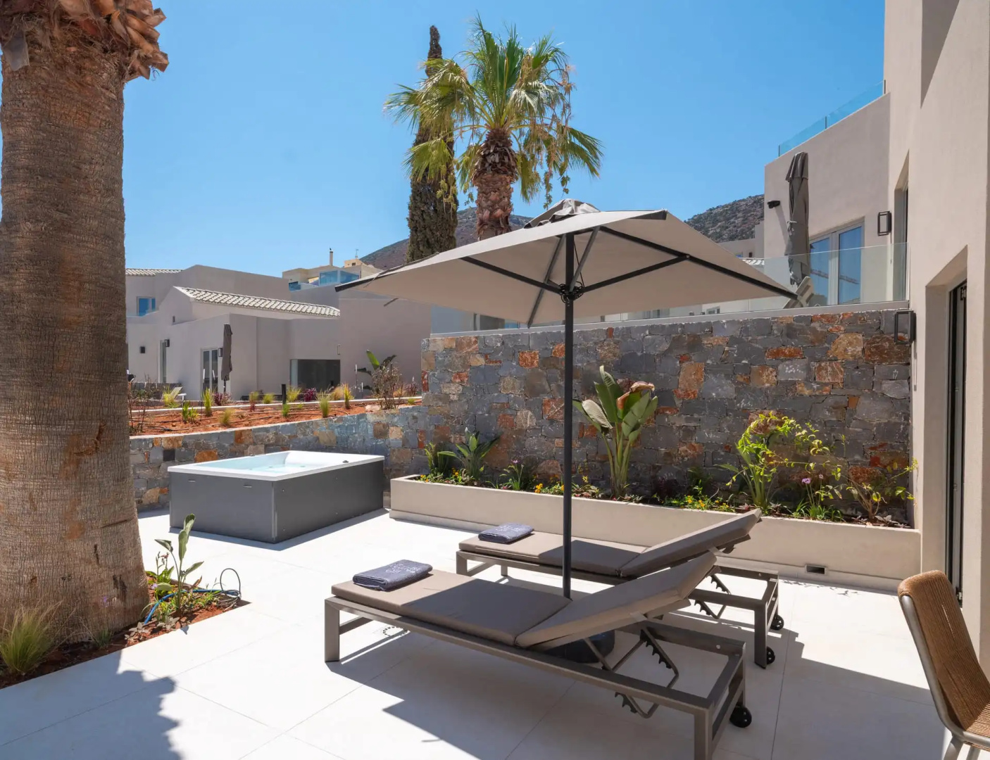 Photo - Galaxy Suites Boutique Resort